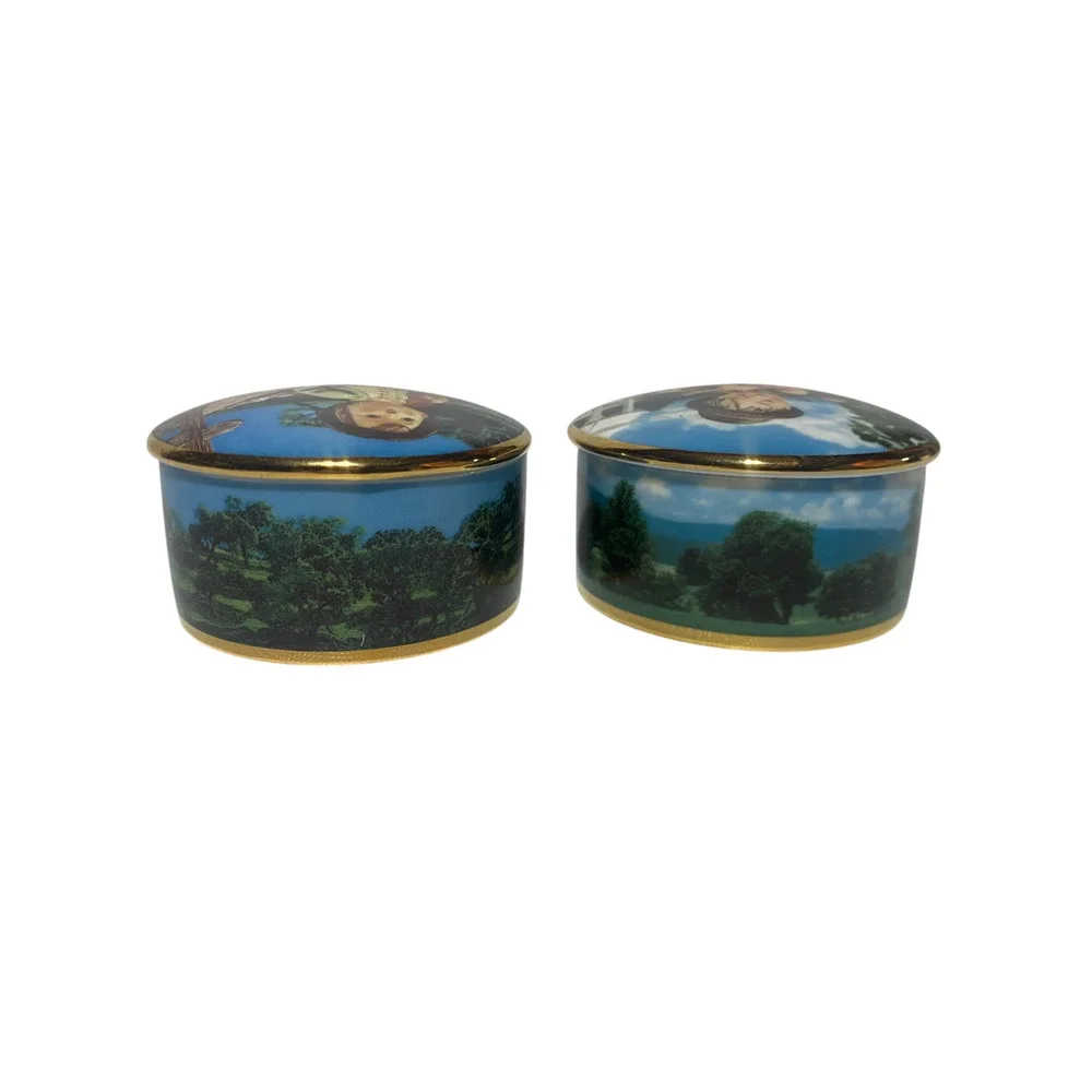 Danbury Mint M.I. Hummel Merry Wanderer & Little Fiddler Music Box Set of 2